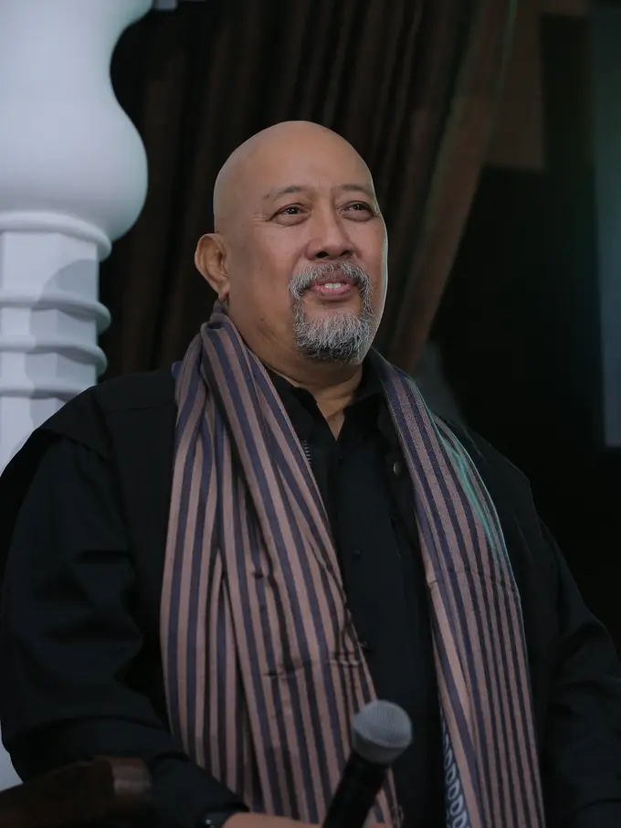 [Fimela] Indro Warkop