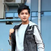 Kisah cinta Randy Martin dan Cassandra Lee telah terjalin cukup lama. Bahkan, beberapa kali mengumbar kemesraannya di media sosial. Selalu mengumbar kemesraan itu hingga menjadi sorotan publik. (Nurwahyunan/Bintang.com)