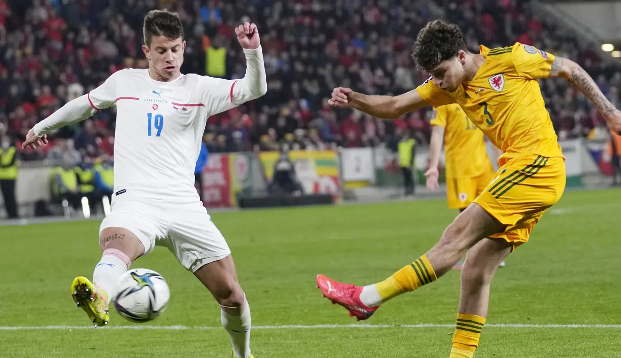 Hasil ini tak mengubah posisi Republik Ceska dan Wales di papan klasemen Grup E. Ceska masih berada di posisi kedua sementara Wales diurutan ketiga. (AP/Petr David Josek)
