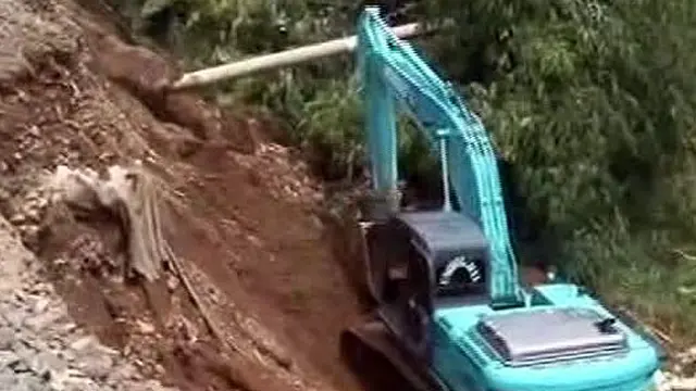 Perbaiki Jalur Cilebut, Tiga Alat Berat Didatangkan