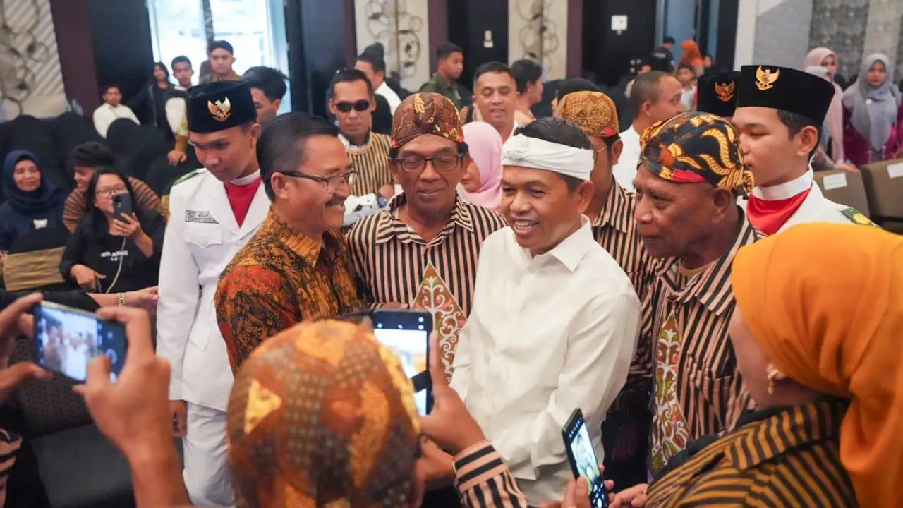 Hadiri Pelantikan Pujakesuma Jabar, Dedi Mulyadi: Kontribusi Paguyuban Penting