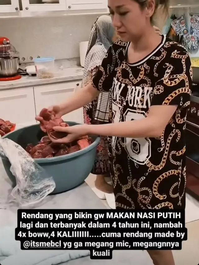 7 Potret Bunga Citra Lestari Masak Rendang 18 Kg, Persiapan Lebaran