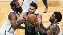 Dalam pertandingan Boston Celtics melawan Brooklyn Nets, Jason Tatum turun selama 40 menit. Pebasket 23 tahun ini mampu tampil apik dengan menorehkan 50 poin serta mampu melewati penjagaan termasuk dari James Harden dan Kyrie Irving.