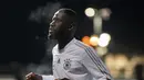 Antonio Rudiger pimpin skuad muda Jerman di lini pertahanan bersama Matt Hummels (AFP/Robert Michael)