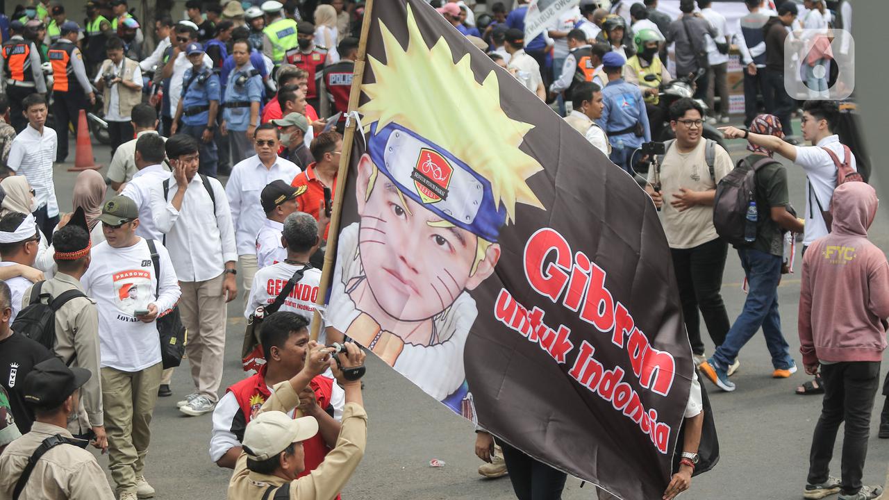 Ribuan simpatisan dan relawan iringin pendaftaran Prabowo-Gibran ke KPU