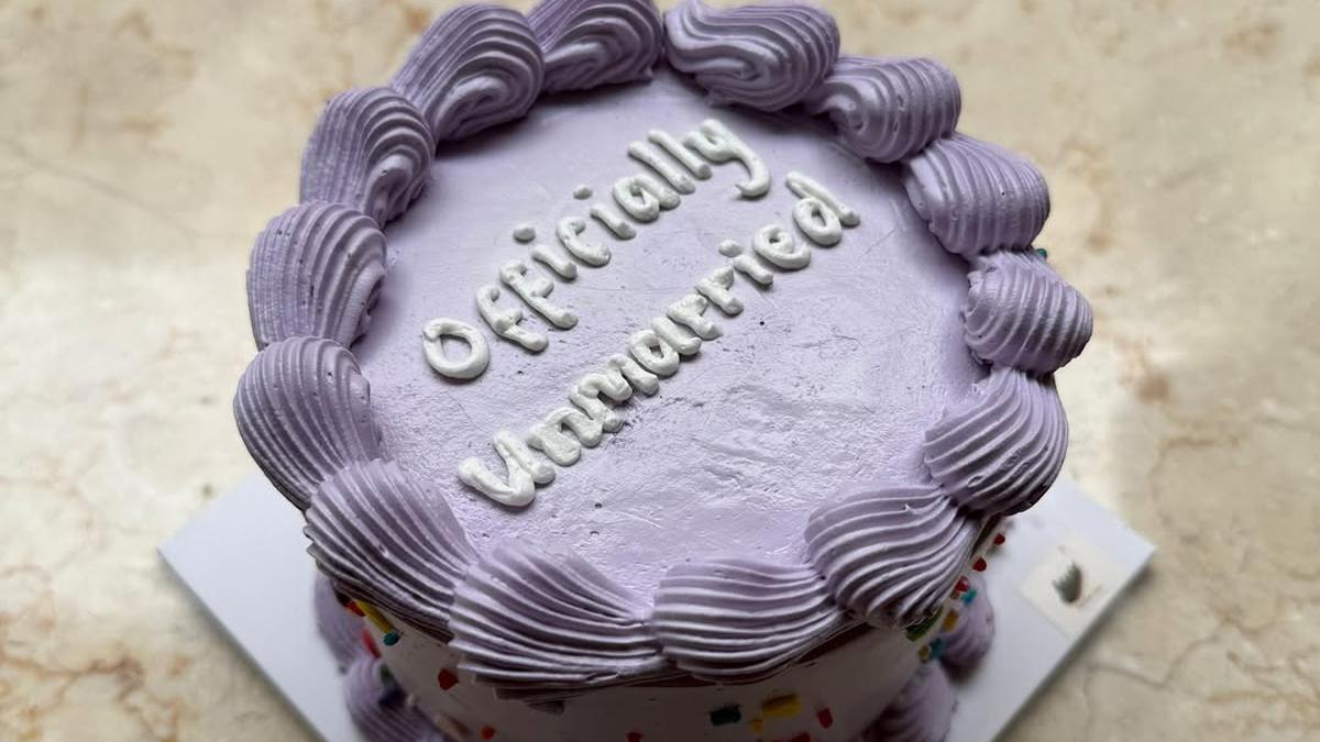 Fenomena Divorce Cake, Simbol Kebebasan Baru Setelah Perceraian