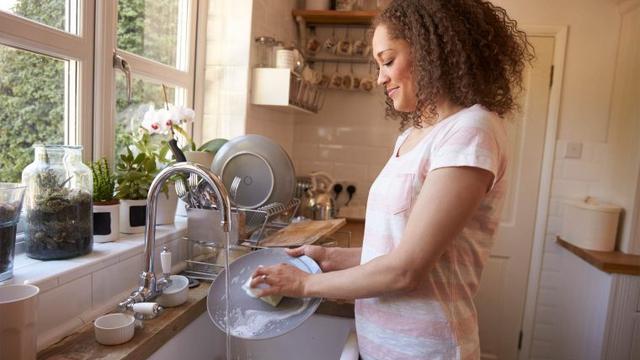 Kuku Dijadikan Alat Bantu