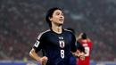 <p>Pemain Timnas Jepang,&nbsp;Takumi Minamino, merayakan gol ke gawang Timnas Indonesia pada Kualifikasi Piala Dunia 2026 Zona Asia di Stadion Gelora Bung Karno, Senayan, Jakarta, Jumat (15/11/2024) malam WIB. (Bola.com/Abdul Aziz)</p>