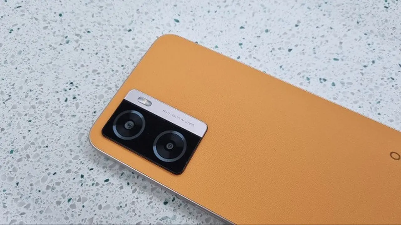 Oppo A77s