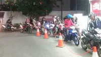BBM Naik, Masyarakat Serbu SPBU