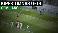 Berita video momen kiper Timnas Indonesia U-19, Muhammad RIyandi, menangkap bola eksekusi penalti Republik Ceska.
