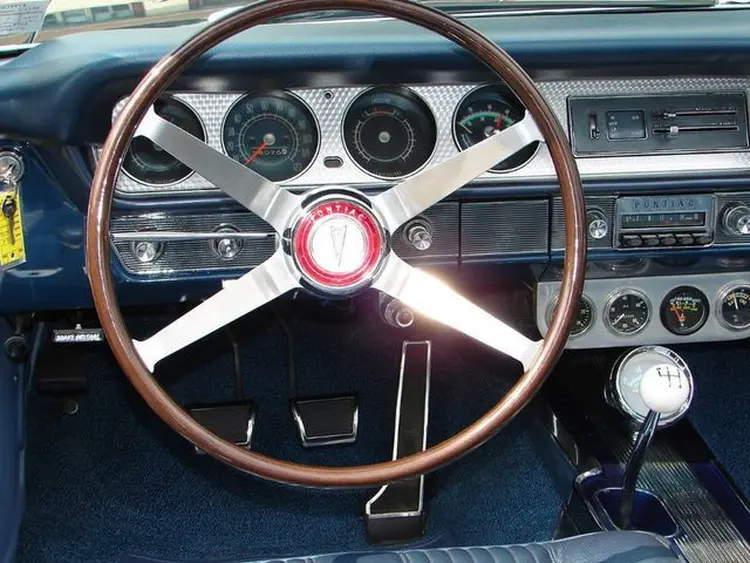 Pontiac GP 1972 года