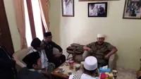 Wali Kota Bandung Ridwan Kamil saat berkunjung ke Pondok Pesantren Buntet, Cirebon. (Liputan6.com/Panji Prayitno)