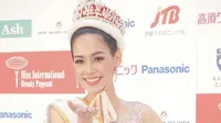 Sireethorn Leigharamwat, kontestan asal Thailand yang sabet gelar Miss International 2019. (dok. Instagram @missinternationalofficial/https://www.instagram.com/p/B4yLLaVl4XL/)