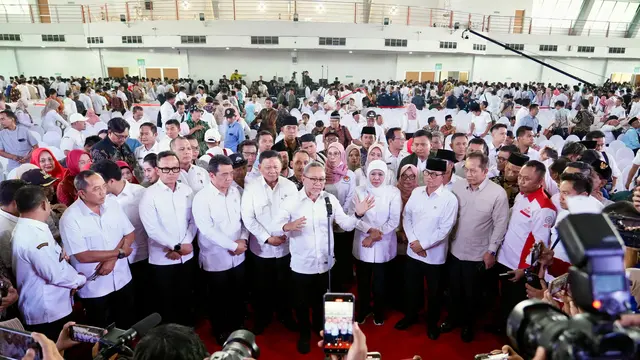 Menko Zulhas Kumpulkan 7000an Kades dan Lurah Se-Jatim