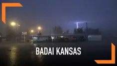 Badai menyapu wilayah barat Kansas dengan membawa hujan es dan angin kencang. Kecepatan angin mencapai 80 mph.