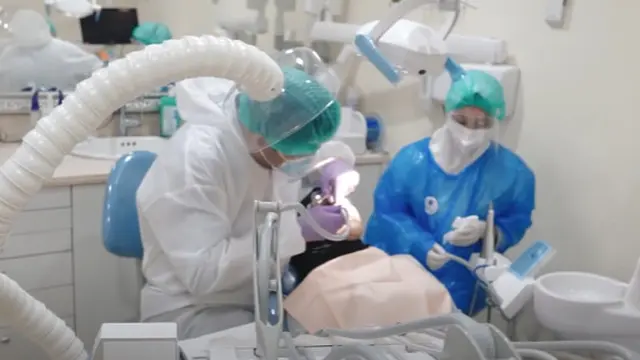 6 Potret Irish Bella Pasang Beheldan Perawatan, Ingin Hilangkan Gingsul