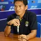 Staf pelatih Cilegon FC Imam Riyadi. (Switzy Sabandar)