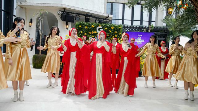 Penampilan Nasida Ria dan JKT48 di peluncuran kampanye Google, Ini Ramadan Kita. [Foto: Istimewa]