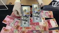 Rupiah Dekati 18.000 per Dolar AS Dibayangi Ekspektasi Kenaikan Suku Bunga