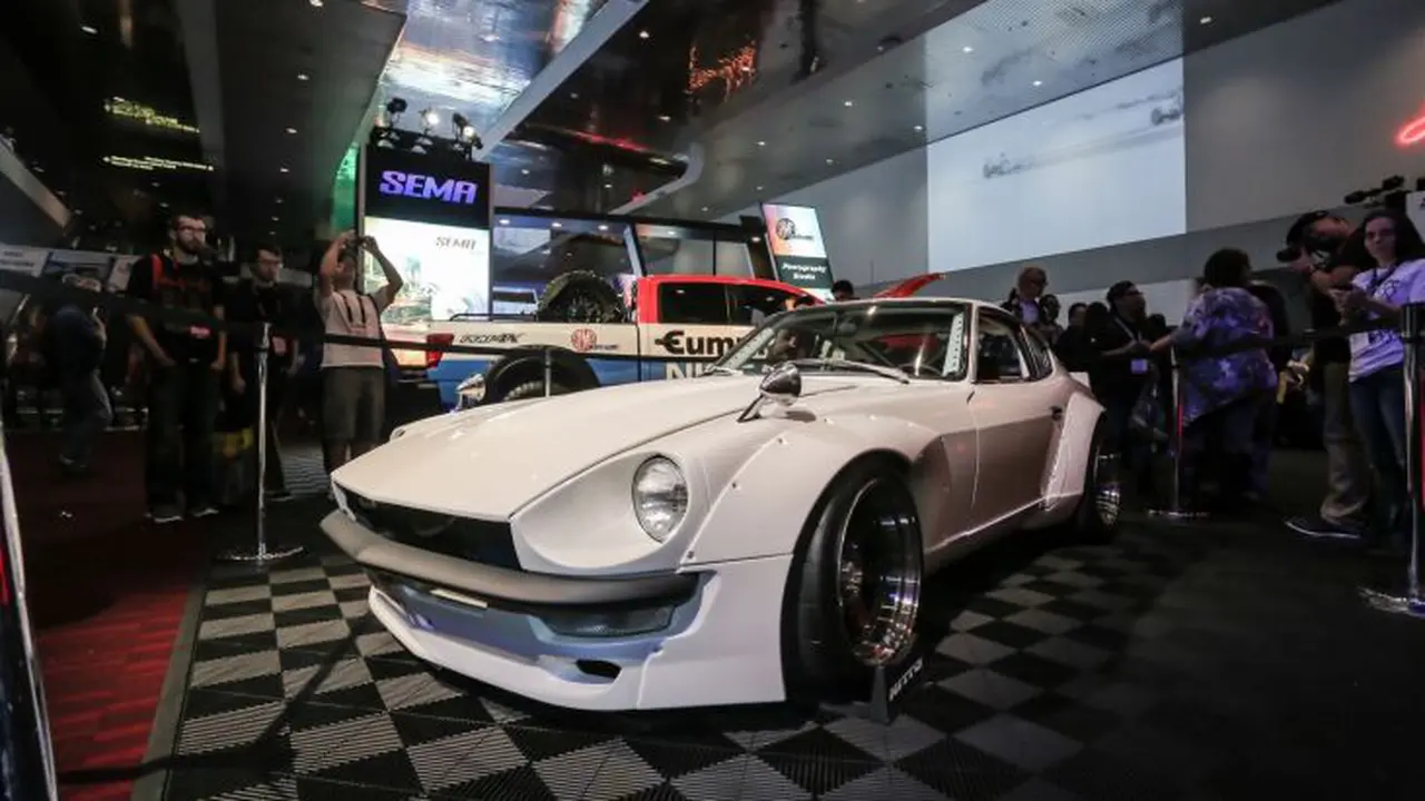 Nissan 240Z Milik Bintang Fast and Furious Curi Perhatian SEMA