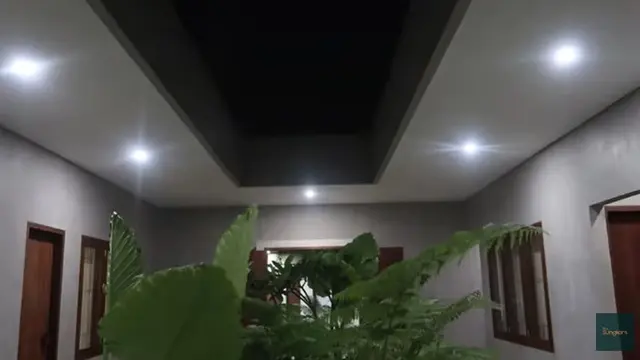 Rumah Dewi Sandra (YouTube/The Sungkar)