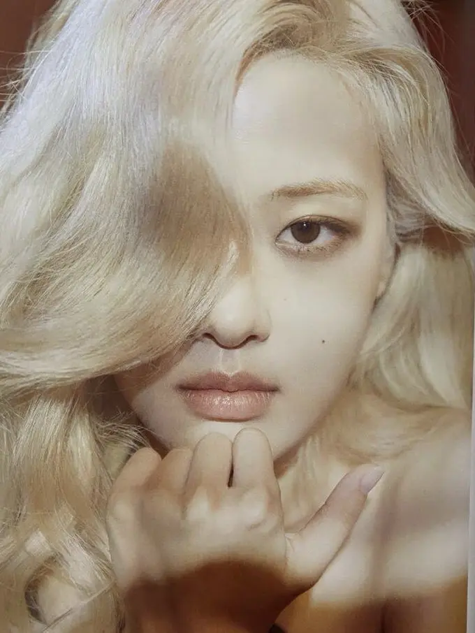 Sebelum Terinfeksi Covid-19, Rose BLACKPINK Tampilkan Pesona Rambut Mirip Marilyn Monroe