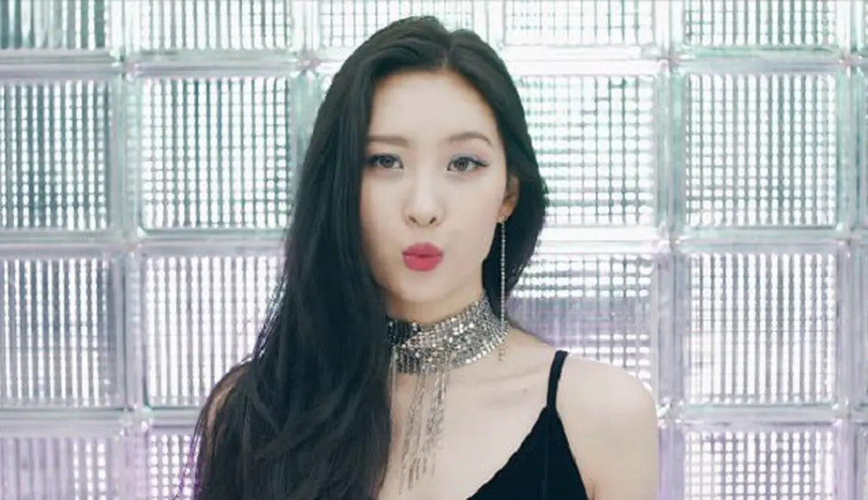 Setelah Wonder Girls bubar pada 2017 lalu, Sunmi memutuskan untuk bersolo karier di bawah naungan Makeus Entertainment. Ia pun merilis single yang berjudul Gashina. (Foto: allkpop.com)