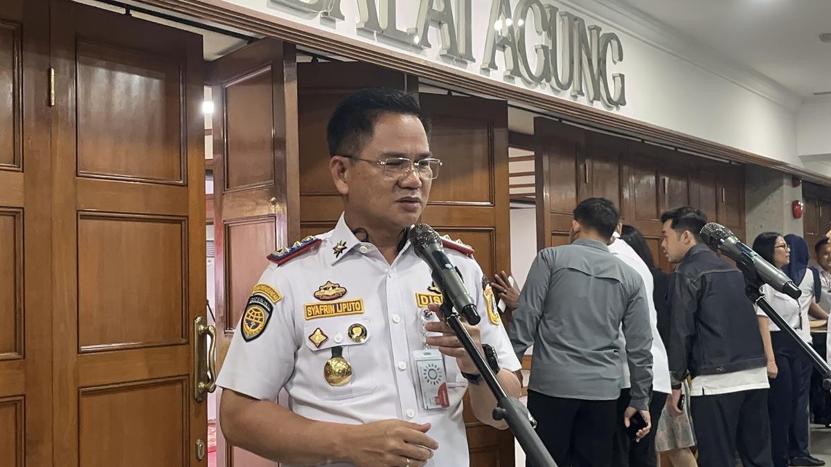 Jaga Kelancaran Arus Lalin saat Nataru, Dishub DKI Siagakan 80 Mobil Derek dan Armada Patroli