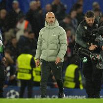 Ekspresi manajer Chelsea, Enzo Maresca, usai laga lawan Ajax Amsterdam di matchday 3 league phase Liga Champions 2025/2026 di Stamford Bridge, Kamis (23/10/2025). (AP Photo/Alastair Grant)