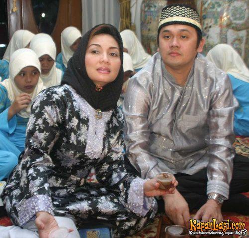 Pasangan ini menjalani agenda sidang yaitu mediasi | Foto: copyright KapanLagi.com