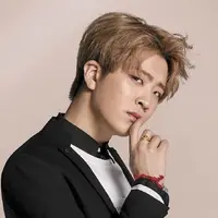 Selain haters, para idola k-pop juga kerap merasa terganggu dengan kelakuan dari Sasaeng. Hal itu yang kini dirasakan oleh salah satu personel GOT7, Youngjae. (Foto: soompi.com)