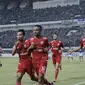 Pemain Persija Jakarta merayakan gol yang dicetak oleh Rohit Chand ke gawang Persib Bandung pada laga Liga 1 di Stadion GBLA, Jawa Barat, Minggu (23/9/2018). Persib menang 3-2 atas Persija. (Bola.com/M Iqbal Ichsan)