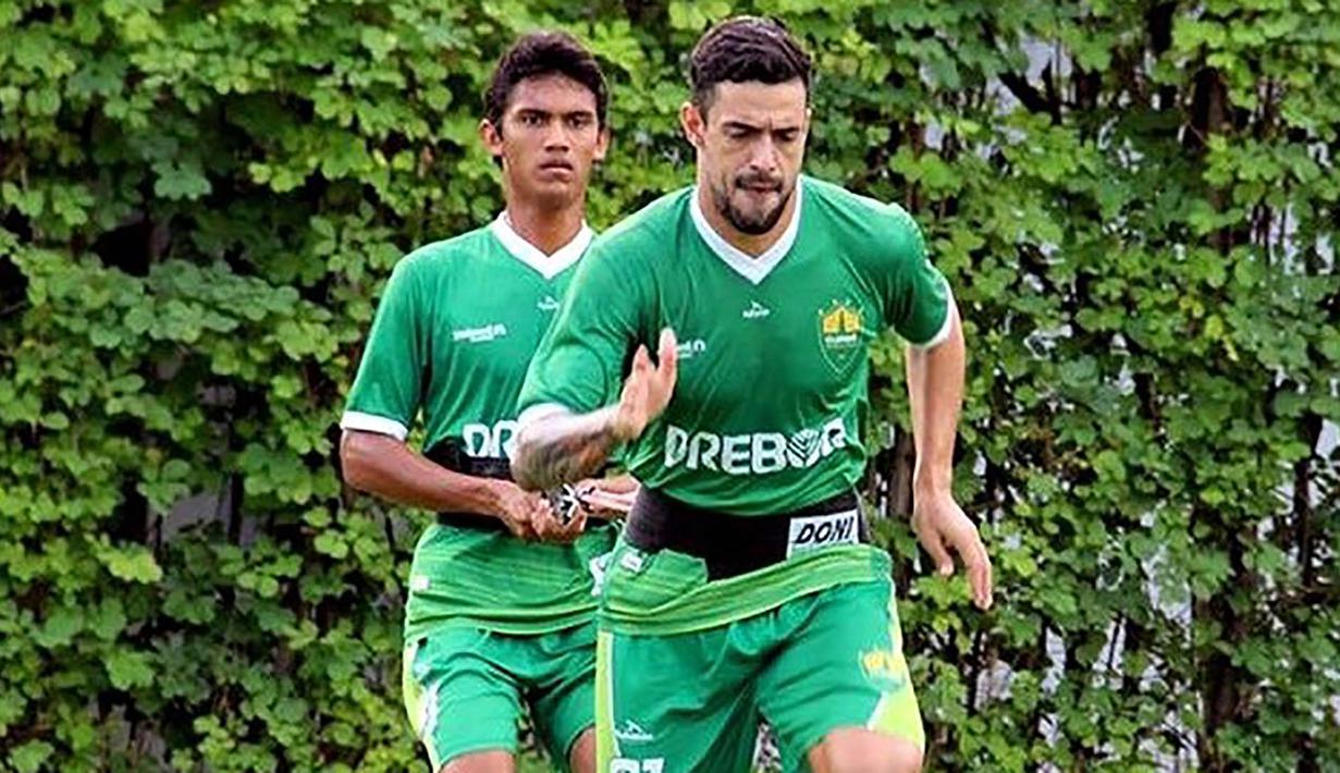Alex Willian kini bermain untuk Cuiaba, klub Serie C di Liga Brasil. Namun pada musim ini Alex baru dua kali tampil dan belum sekalipun mencetak gol berbeda dengan penampilannya pada tahun 2015. (Instagram)