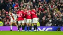 <p>Kemenangan ini belum mengubah posisi MU di klasemen Liga Inggris. Mereka tetap di urutan delapan dengan koleksi 18 angka. Sedangkan Luton terpuruk di posisi 17 karena baru mendapat enam poin. (AP Photo/Jon Super)</p>