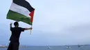 Sebagai catatan, hampir dua tahun Israel membombardir seluruh wilayah Gaza, terhitung 7 Oktober 2023 lalu. Serangan Israel telah membunuh lebih dari 64.200 warga Palestina dan menghancurkan hampir seluruh wilayah permukiman penduduk yang kini menghadapi bencana kelaparan. (AP Photo/Anis Mili)
