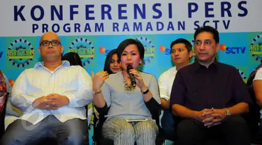 Suasana konferensi pers di SCTV Tower, Senayan, Jakarta, Rabu (3/6/2015). Menyambut datangnya bulan puasa, SCTV telah menyiapkan program ramadan teristimewa untuk pemirsa. (Liputan6.com/Faisal R Syam)