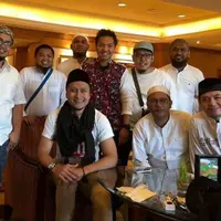 Dude Harlino dan Arie Untung ikuti aksi bela Palestina (Instagram/@novan_rian)