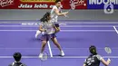 Laga Apriyani Rahayu/Febi Setianingrum melawan Chang Ching Hui/Yang Ching Tun berlangsung sengit dan ketat. (Liputan6.com/Herman Zakharia)