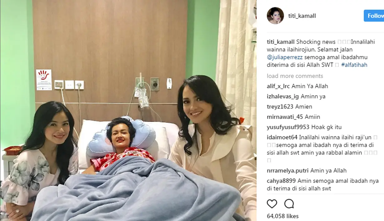 Artis Titi Kamal saat bersama Julia Perez. Titi kamal mengunggah status di Instagramnya. Shocking news. Innalilahi wainna ilaihirojiun. Selamat jalan @juliaperrezz semoga amal ibadahmu diterima di sisi Allah SWT  #alfatihah. (Instagram/titi_kamall)