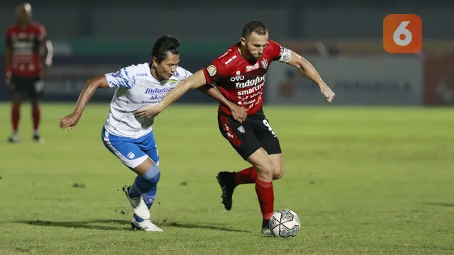 Foto: Tampil Spartan, 10 Pemain Bali United Tahan Imbang Persib Bandung di BRI Liga 1