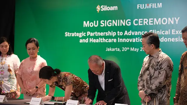 Fujifilm dan Siloam International Hospitals Jalin Kemitraan Strategis Berbasis AI untuk Transformasi Kesehatan di Indonesia