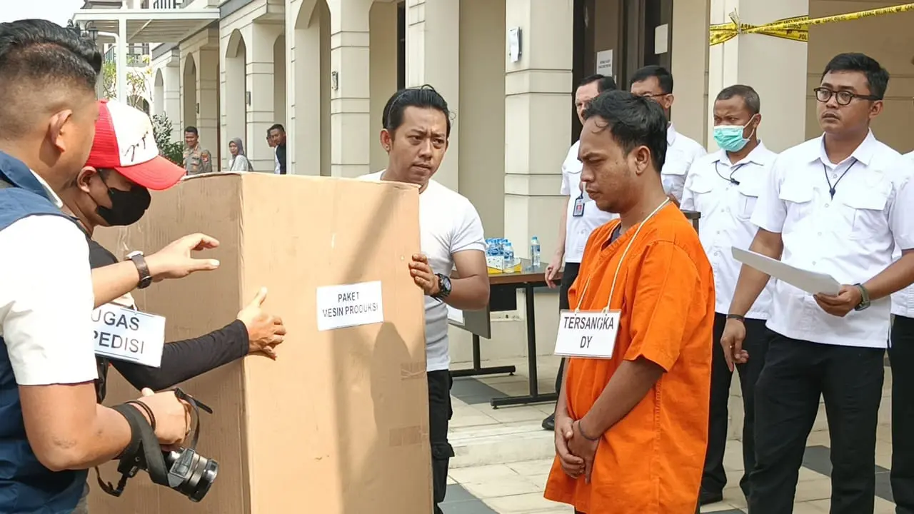 Pabrik Ekstasi di Tangerang Bisa Produksi 3 Ribu Butir Ekstasi Dalam Waktu 30 Menit