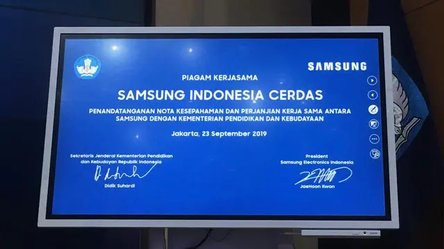 Piagam Kerjasama Samsung Indonesia Cerdas
