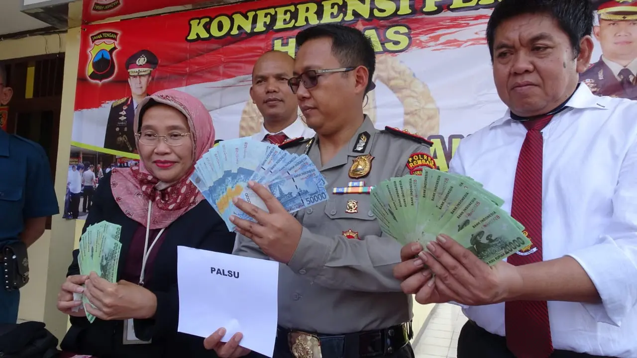 Uang Palsu di Rembang