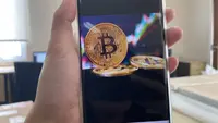 Penambang Bitcoin MARA Memangkas 15% Karyawan Usai Jual BTC