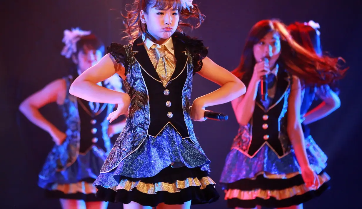 Selain ucapan terima kasih, disela-sela pertunjukan beberapa pesan dan kesan selama bergabung juga disampaikan oleh perempuan kelahiran Tokyo, Jepang 24 tahun itu.  (Adrian Putra/Bintang.com)