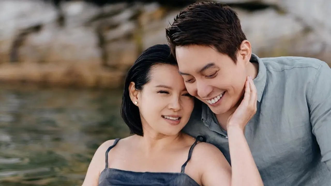 6 Potret Pesona Venny Chandra Saat Pamer Baby Bump
