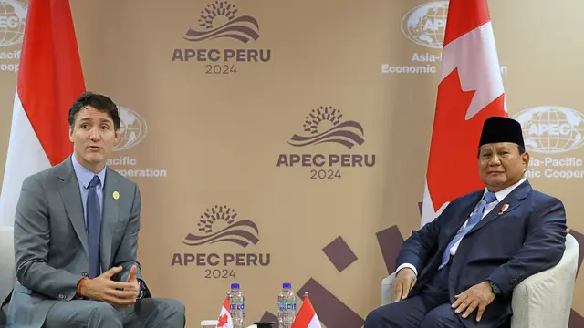 Presiden Prabowo Subianto melakukan pertemuan bilateral dengan Perdana Menteri (PM) Kanada, Justin Trudeau, di sela-sela KTT APEC yang berlangsung di Lima Convention Center (LCC), Peru, Jumat, 15 November 2024. (Foto: Biro Pers Sekretariat Presiden)