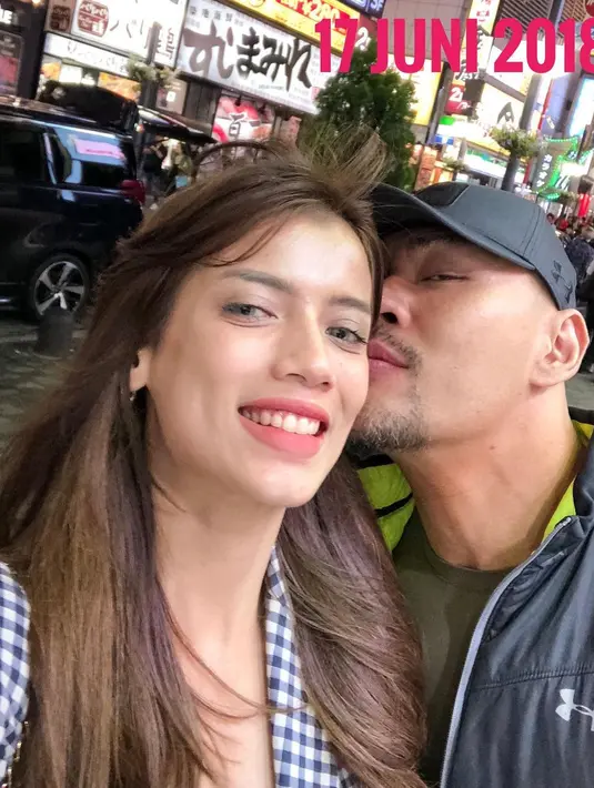 Deddy Corbuzier dan Sabrina Chaurinnisa (Instagram/sabrinachairunnisa_)